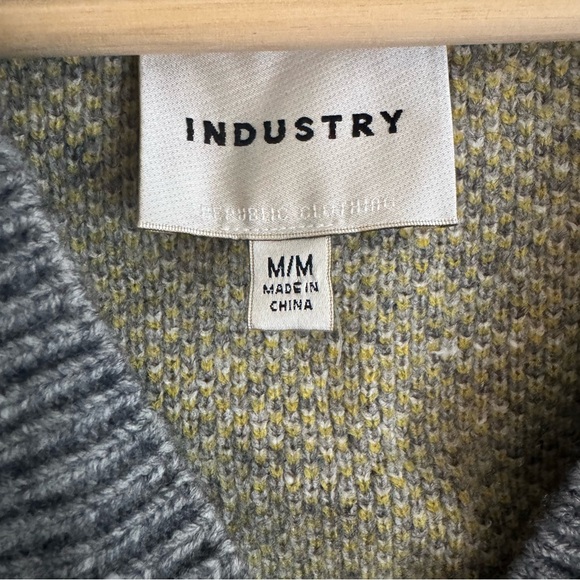 Gray Floral Cardigan Sweater - Picture 2 of 3